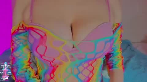 sara allenx online show from July 2026 05:20:01 PM