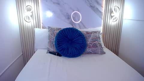 Sara... online show from March 2026 09:30:02 PM