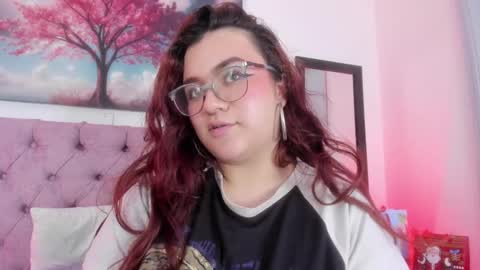 SARA ARIAS  online show from December 2024 01:58:02 AM