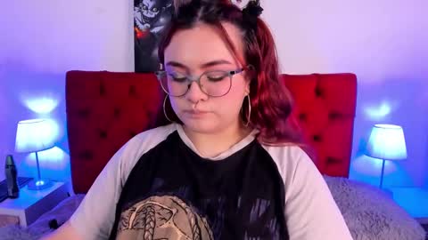 SARA ARIAS  online show from March 2025 07:10:01 AM