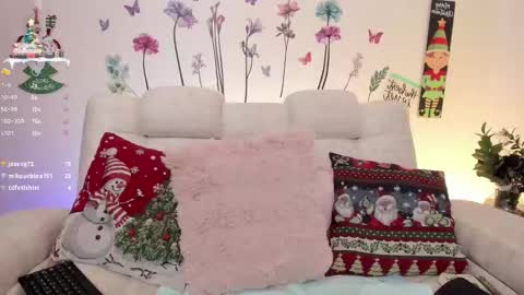 Sara Crowe online show from December 2024 09:08:01 PM