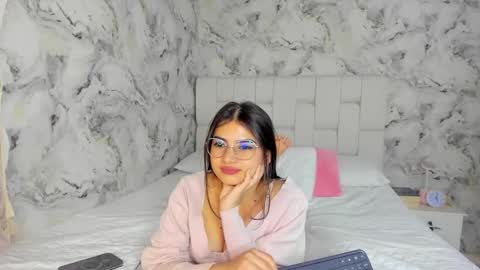 sara online show from December 2025 02:54:02 AM