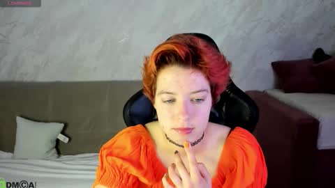 Sarah online show from September 2025 12:12:02 AM