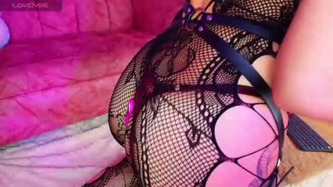 Sara Jhonson  online show from July 2026 01:22:01 AM