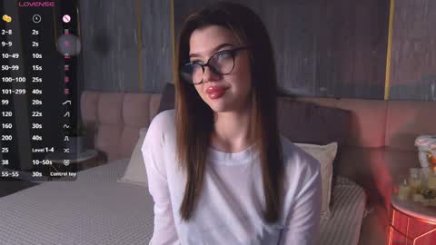 Sara online show from April 2026 02:11:02 PM