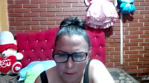 Sara love online show from May 2026 07:49:01 AM