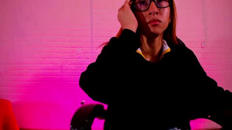Sara Love online show from May 2026 02:18:02 AM