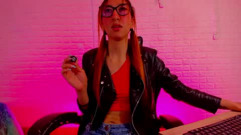 Sara Love online show from May 2026 03:26:01 AM