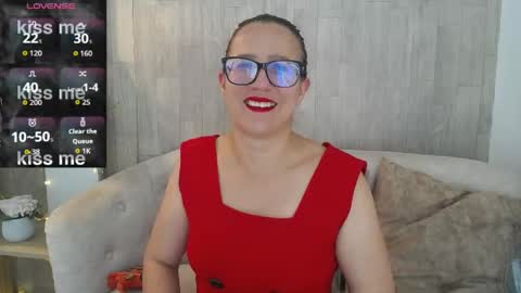 Sara   online show from April 2026 08:10:01 PM