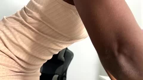 Sara online show from December 2024 01:05:01 AM