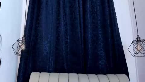 Snapshot of sara_secrets chatting on January 2026 12:22:02 PM SARA SANTACRUZ online show from January 2026 12:22:02 PM