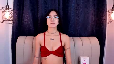 Snapshot of sara_secrets chatting on February 2026 12:21:01 PM SARA SANTACRUZ online show from February 2026 12:21:01 PM