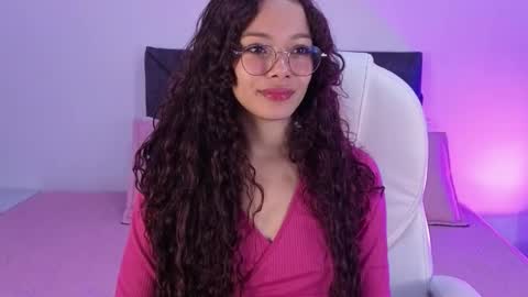 sara  online show from September 2025 01:22:02 PM