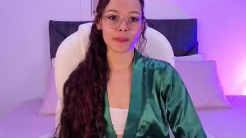 sara  online show from September 2025 02:20:01 PM