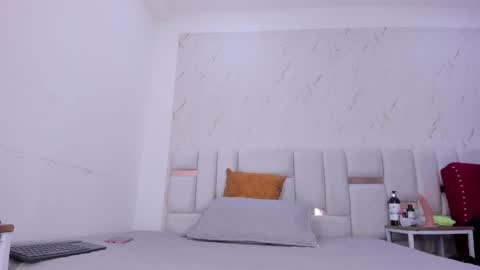 Snapshot of sara_sm1th_ chatting on May 2026 11:40:01 AM sara_sm1th_ online show from May 2026 11:40:01 AM