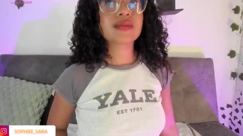 Snapshot of sara_sophiee chatting on September 2025 05:13:02 PM sara sofia online show from September 2025 05:13:02 PM