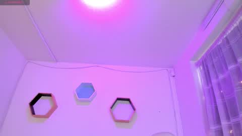 sara online show from November 2025 01:56:02 PM