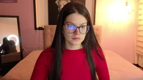 sara_valderrama_ online show from April 2026 12:38:02 PM