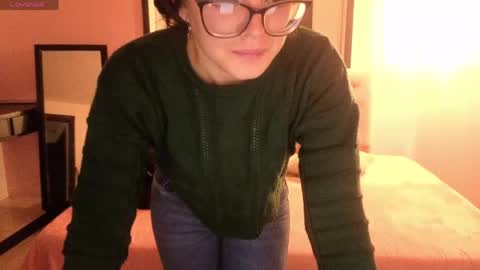 sara_valderrama_ online show from May 2026 12:25:02 PM