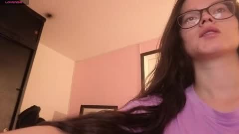 sara_valderrama_ online show from June 2026 02:12:01 PM