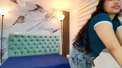 Sara Vazques online show from July 2026 11:30:02 AM