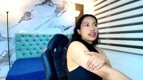 Sara Vazques online show from July 2026 11:28:01 AM