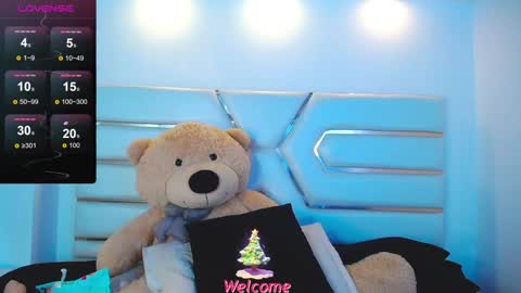 Sara Miller  online show from December 2024 03:37:02 AM