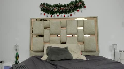 Snapshot of saraa_nix chatting on December 2024 09:18:02 AM sara online show from December 2024 09:18:02 AM