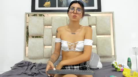 Snapshot of saraa_nix chatting on January 2025 09:36:02 AM sara online show from January 2025 09:36:02 AM