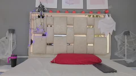 Snapshot of saraa_nix chatting on October 2025 03:14:01 AM sara online show from October 2025 03:14:01 AM