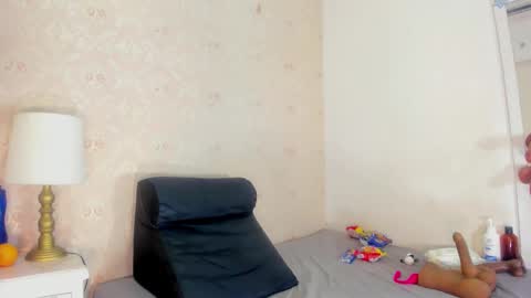 saraacollinss online show from November 2025 08:31:01 PM