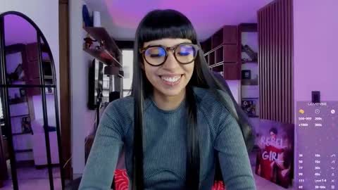 Sara online show from February 2026 08:59:02 PM