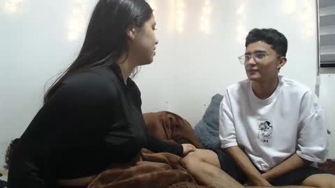 sara and thomas online show from January 2025 02:41:01 AM