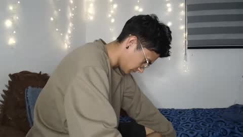 sara and thomas online show from January 2025 03:00:02 AM