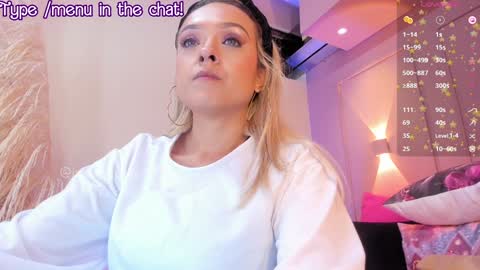 SaraAvila  online show from December 2024 03:00:02 AM