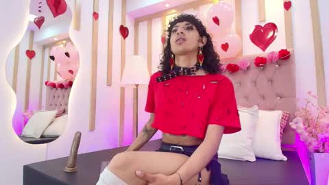 Snapshot of saradeluca chatting on February 2026 12:45:02 PM SARA online show from February 2026 12:45:02 PM