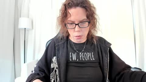 Sara Desire online show from April 2026 02:14:02 PM