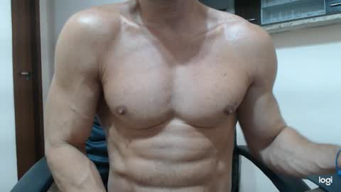 saradorj92 online show from January 2025 06:26:01 AM