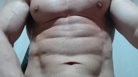 saradorj92 online show from May 2026 01:22:02 AM