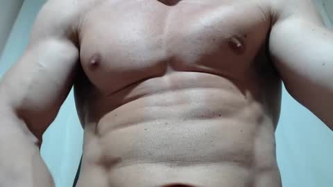 saradorj92 online show from May 2026 10:44:02 PM