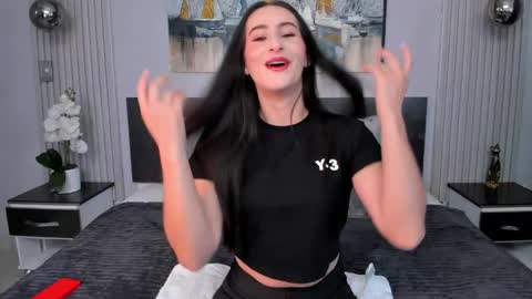  Sara Gomez  online show from June 2026 12:07:02 PM