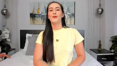  Sara Gomez  online show from June 2026 01:57:01 PM