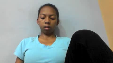 Snapshot of sarah146341 chatting on March 2026 06:52:02 AM sarah146341 online show from March 2026 06:52:02 AM