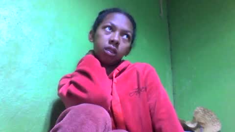 Snapshot of sarah146341 chatting on July 2026 06:20:02 AM sarah146341 online show from July 2026 06:20:02 AM