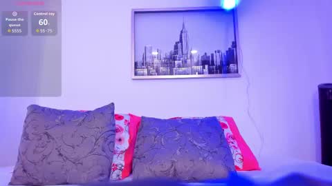 Snapshot of sarah_ashbourne chatting on September 2025 11:54:01 AM sarah_ashbourne online show from September 2025 11:54:01 AM