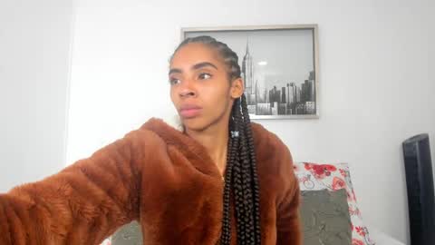 Snapshot of sarah_ashbourne chatting on September 2025 11:45:01 AM sarah_ashbourne online show from September 2025 11:45:01 AM