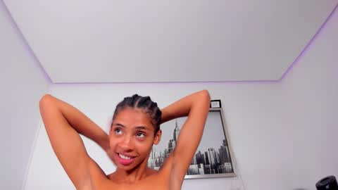 Snapshot of sarah_ashbourne chatting on September 2025 12:09:01 PM sarah_ashbourne online show from September 2025 12:09:01 PM