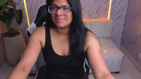 sarah_bay_tx online show from June 2026 08:08:01 PM