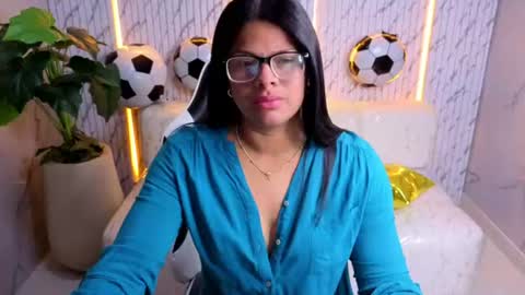 sarah_bay_tx online show from June 2026 07:47:01 PM