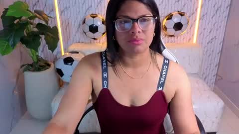 sarah_bay_tx online show from June 2026 07:48:01 PM